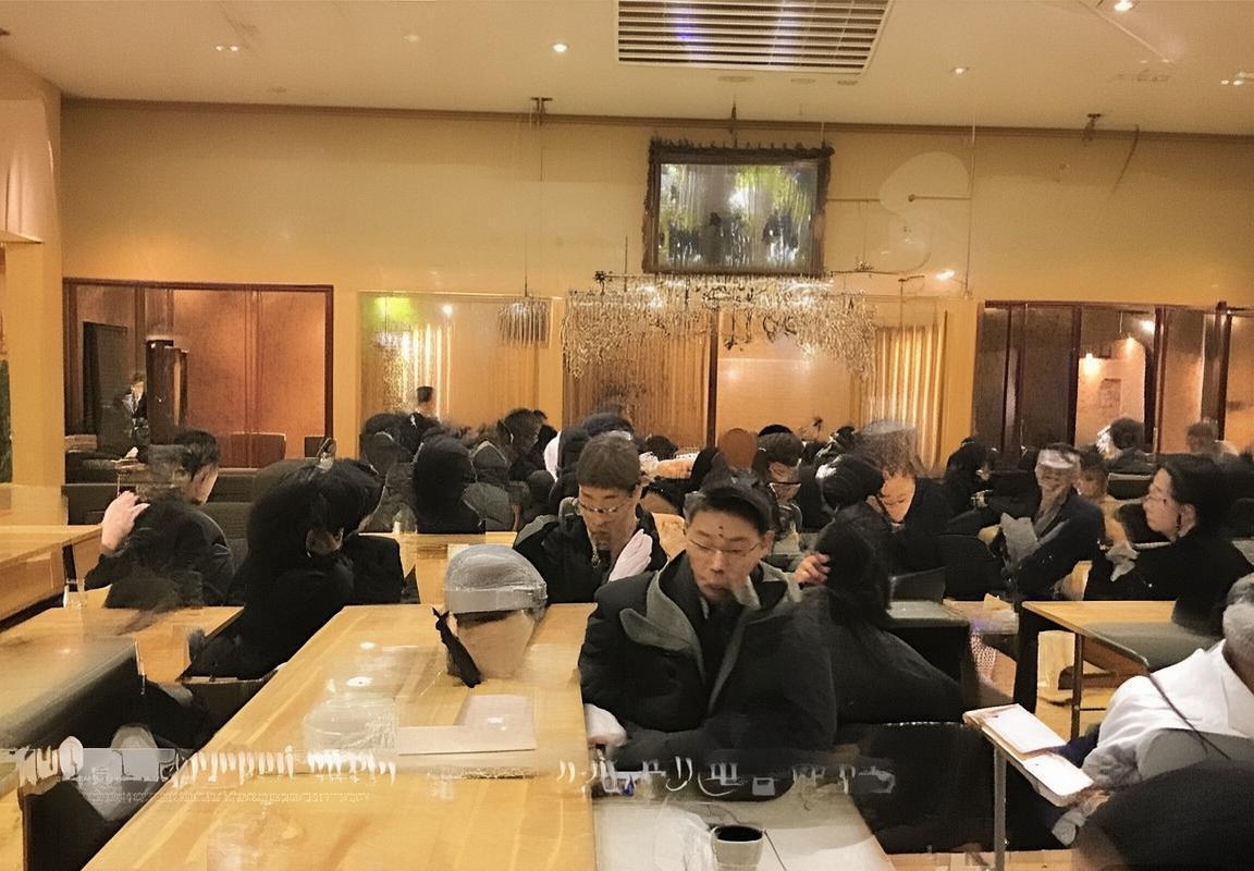 巴萨VS埃因霍温：战术对决解析与胜负关键揭秘(图1)